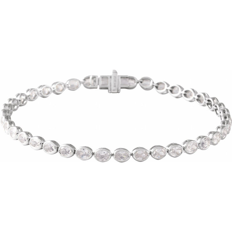 7" Lab Grown Diamond Line Bracelet in 14K White Gold (4 9/10 ct t...