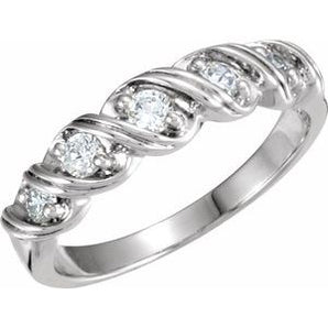 The Peridot Anniversary Band — Rose Gold