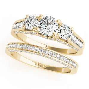 3-stone-round-engagement-ring-50470-e