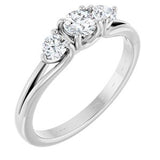 the-verona-three-stone-engagement-ring