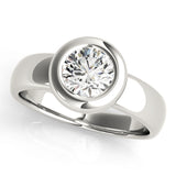 Round Solitaires Engagement Ring