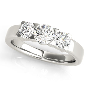 3 Stone Round Engagement Ring