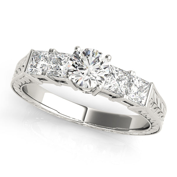Round Antique Engagement Ring