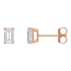 1 1/2 ct tw Round Lab Grown Diamond Stud Earrings in 14K White Go...
